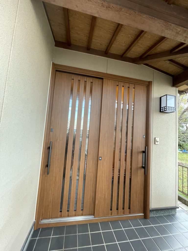 愛知県大府市YKK AP玄関引戸ドアリモ工事店【ホンダトーヨー住器株式会社】【窓香房】