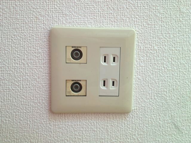 名古屋市熱田区コンセント家庭用コンセントの電気工事店【株式会社伊藤電氣工業】