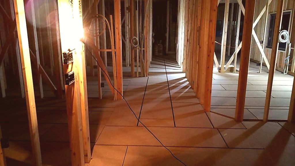 神奈川県鎌倉市　置床工事　フリーフロアCP