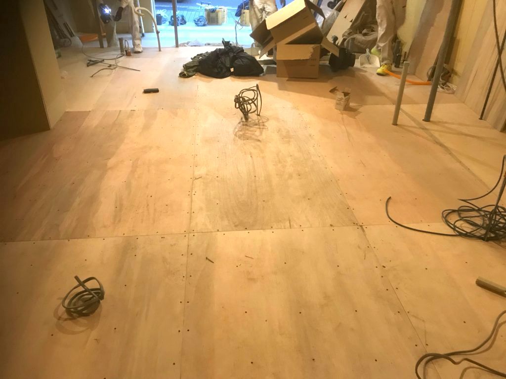 神奈川県相模原市　ビル置床工事