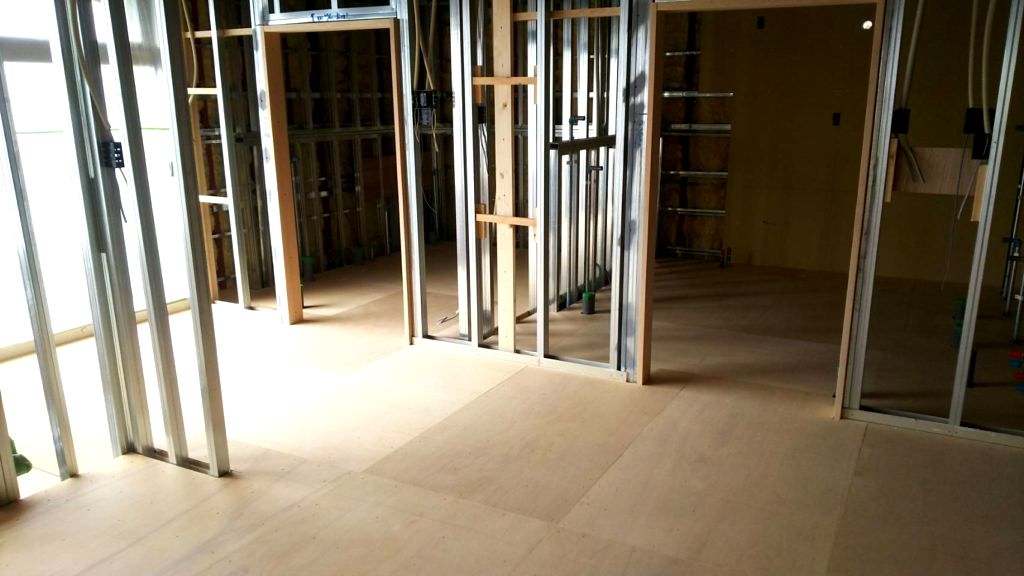 神奈川県小田原市　保育園の置床工事