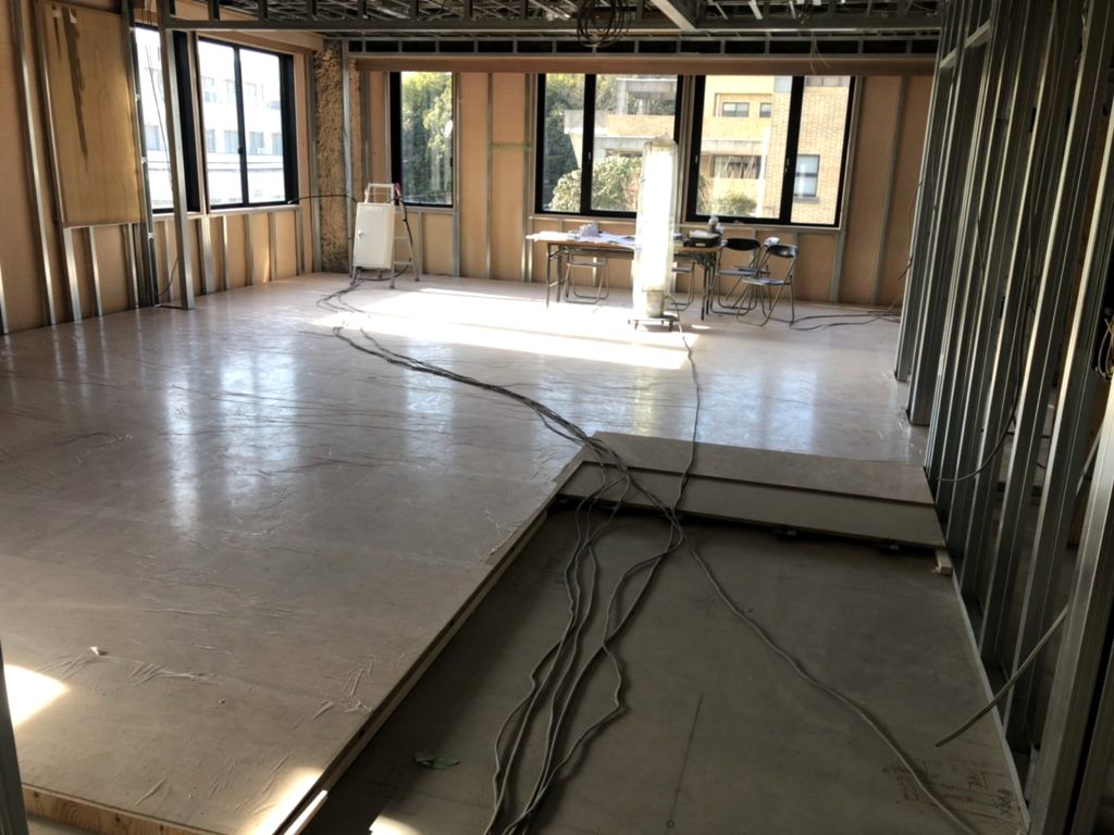 神奈川県横浜市　動物病院の置床工事