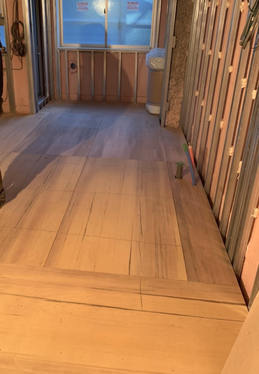 東京都足立区　フクビ置床工事