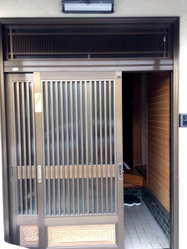 愛知県大府市　玄関引戸リフォーム工事