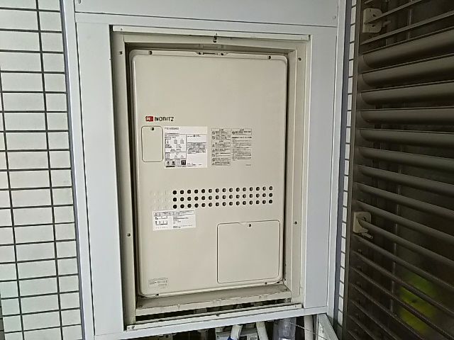 埼玉県川口市　ガス温水暖房付ふろ給湯器