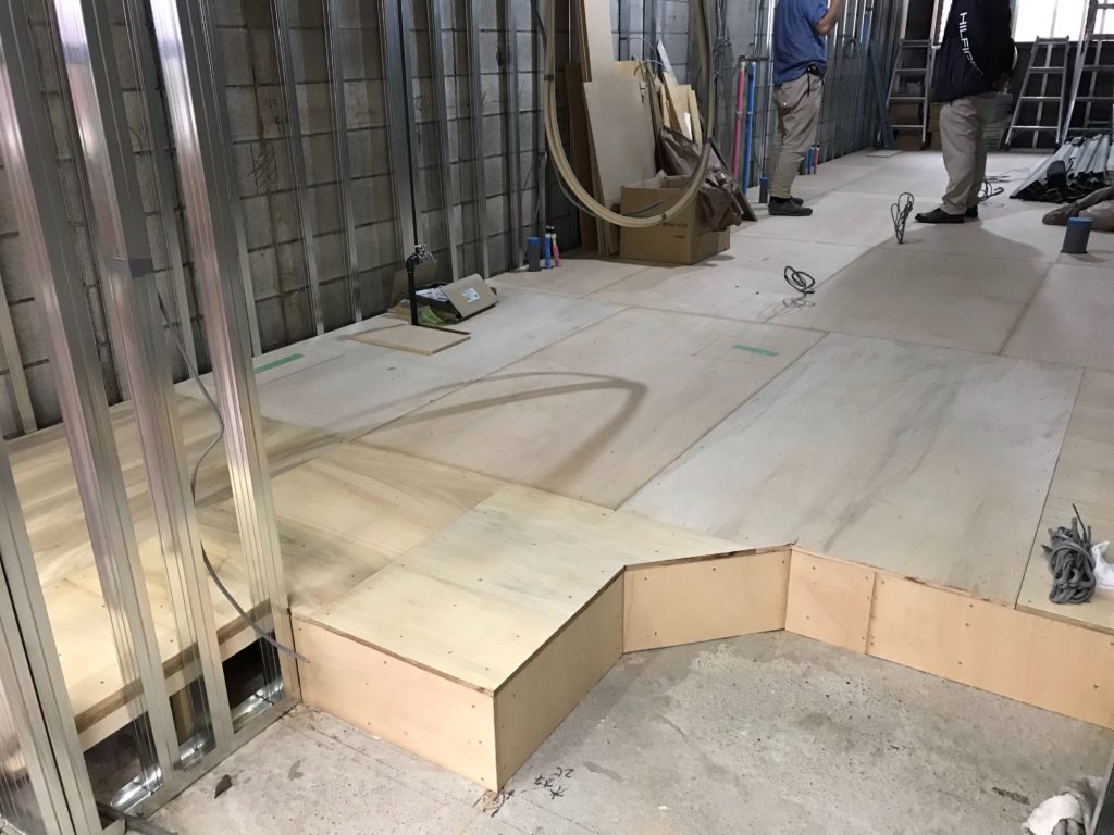 東京都品川区西五反田　置床、壁・天井の一括リフォーム請負工事