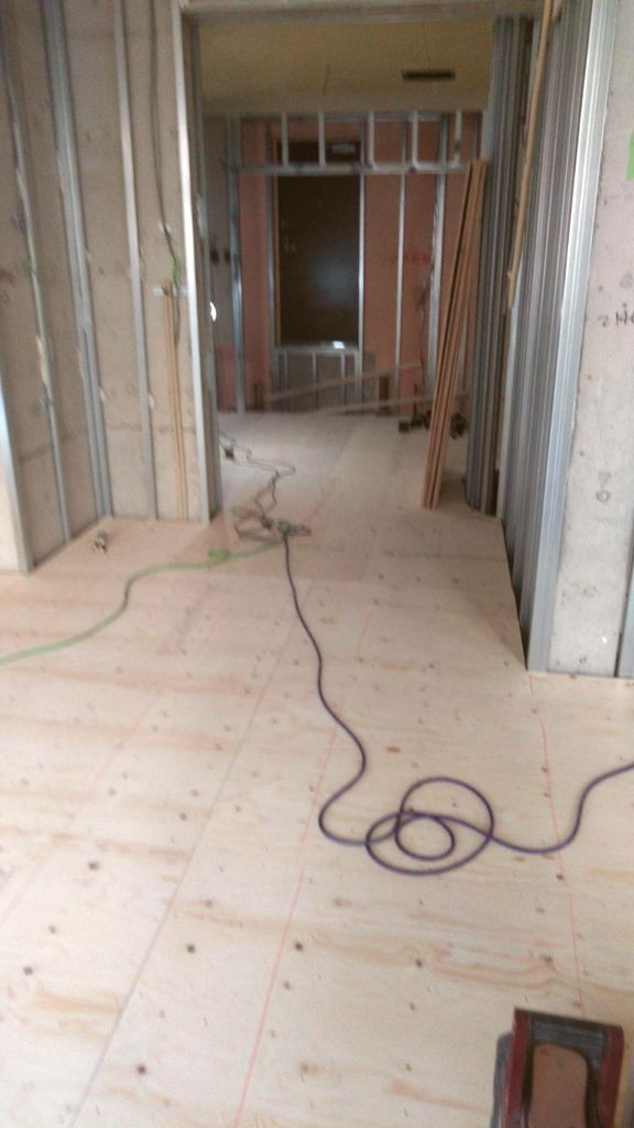 神奈川県藤沢市にて保育所の置床工事