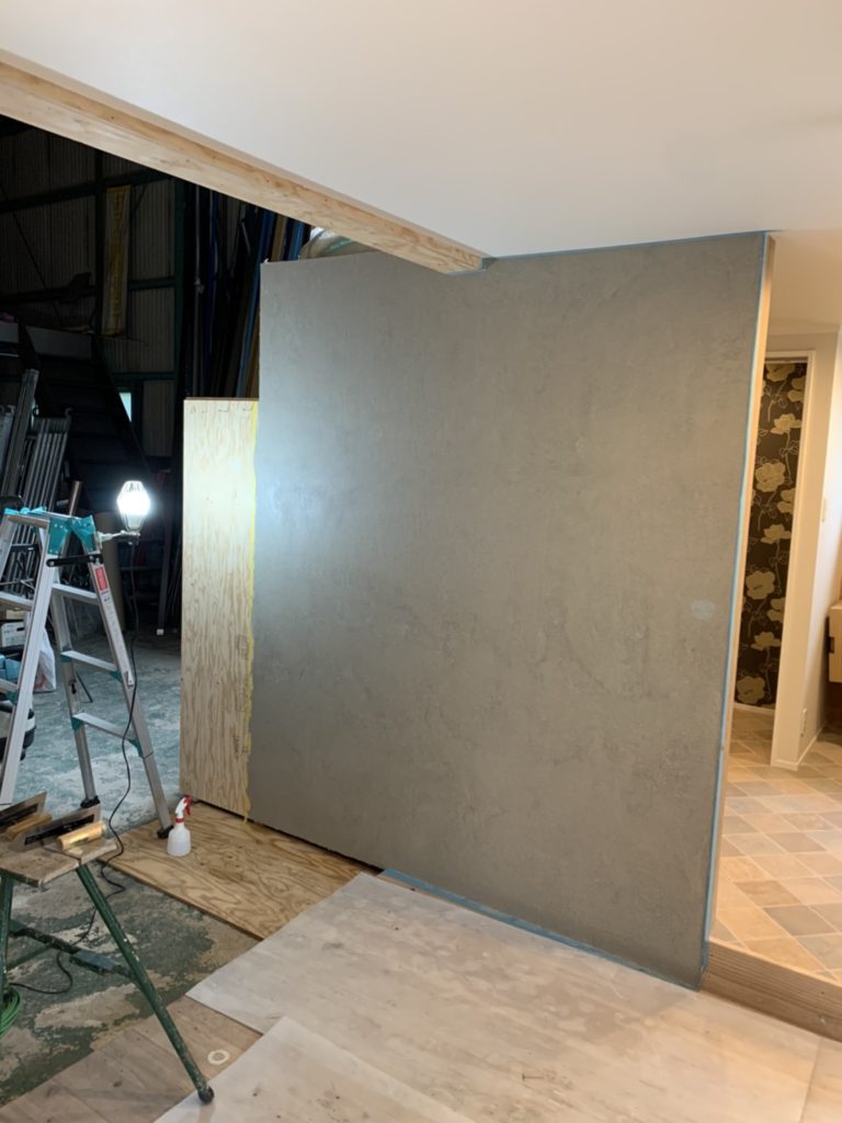 愛知県大府市　屋内壁リフォーム内装工事店