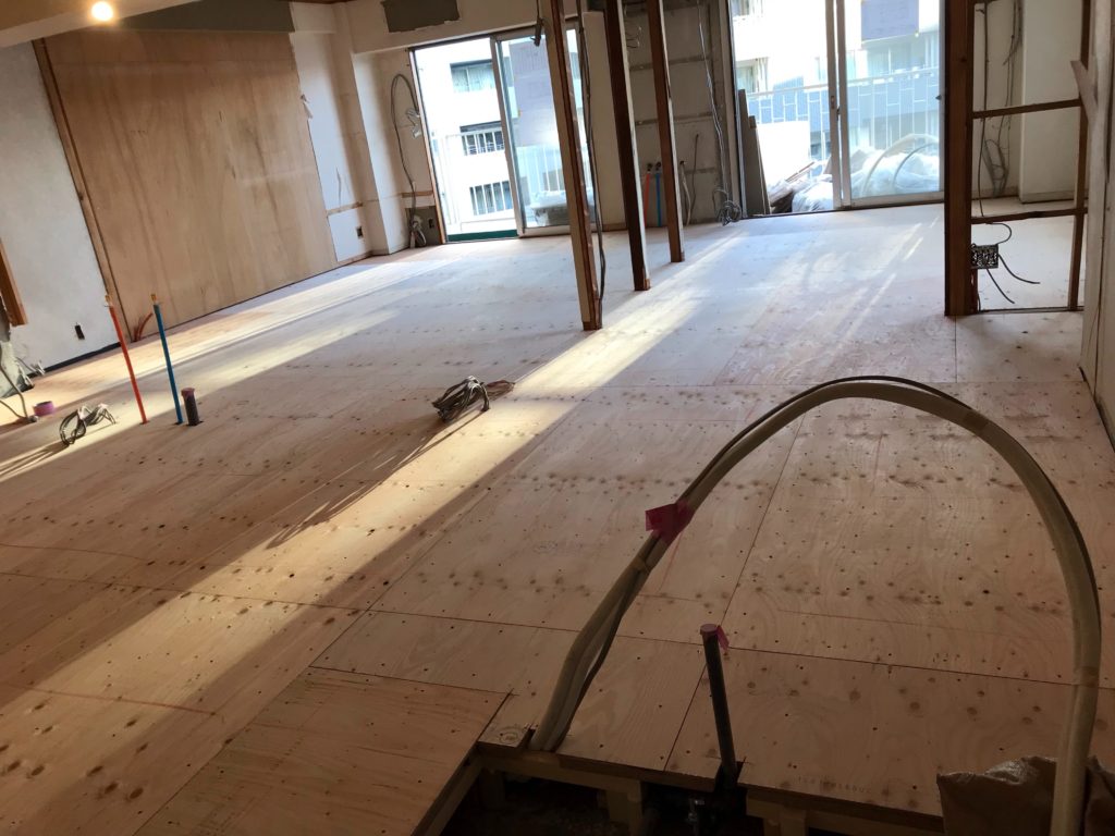 東京都品川区　置床工事　フクビフリーフロアCP