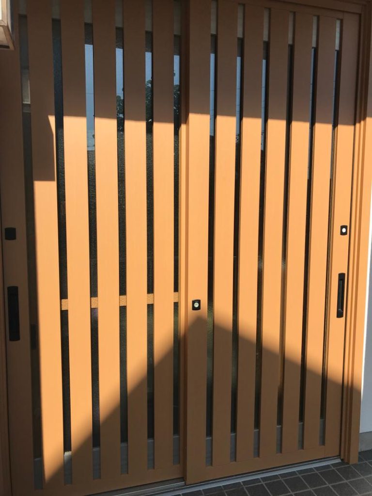 愛知県大府市　玄関引戸リフォーム工事