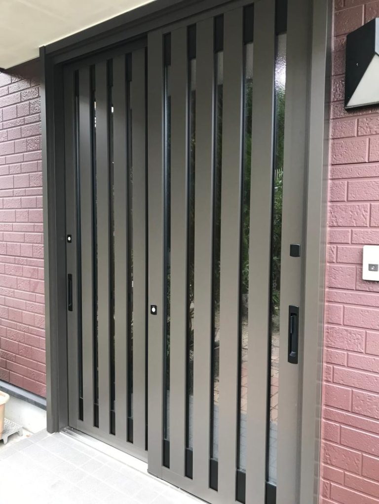 愛知県大府市　玄関引戸リフォーム工事　手動2枚建