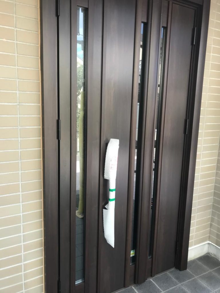 愛知県大府市　玄関ドアリフォーム工事　リシェント断熱仕様