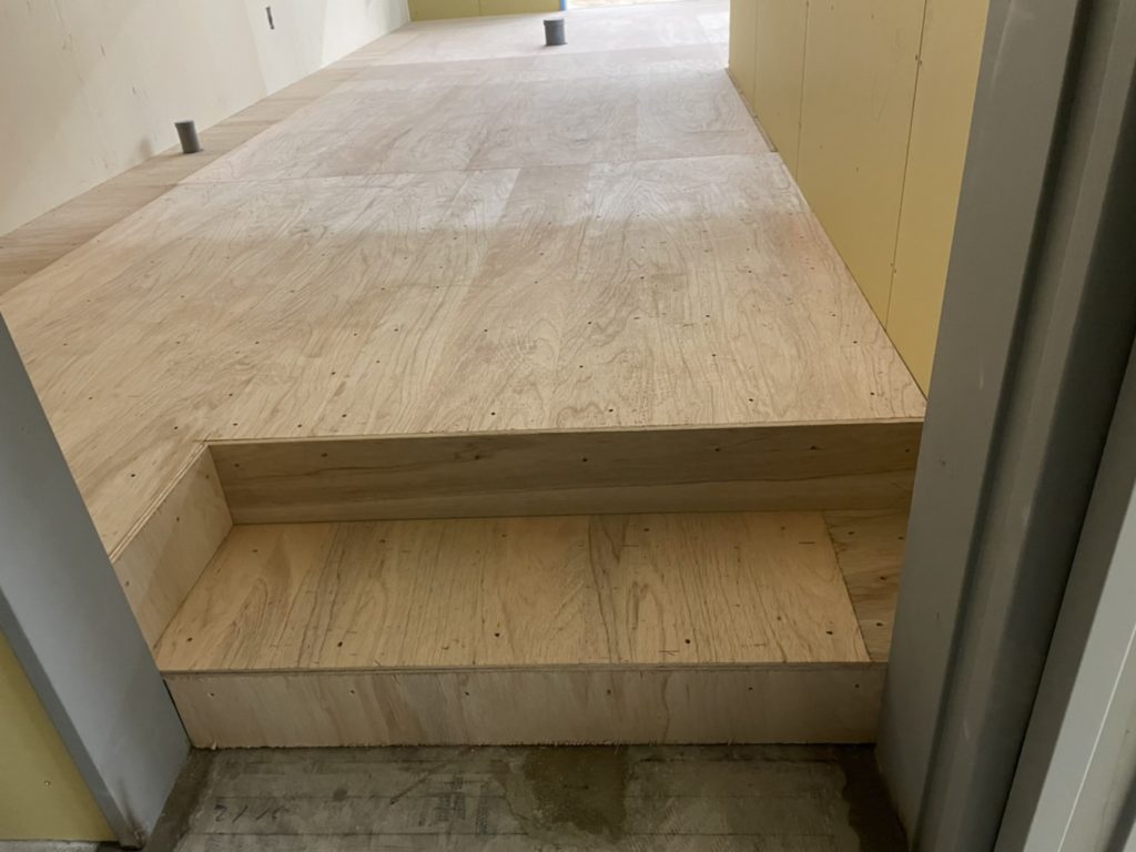 埼玉県上尾市　置床工事