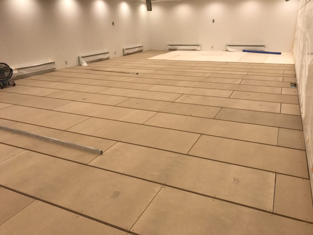 千葉県茂原市　スタジオの置床工事