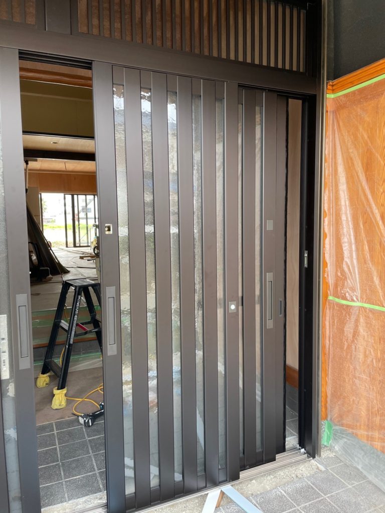 愛知県東海市　玄関引戸取替工事