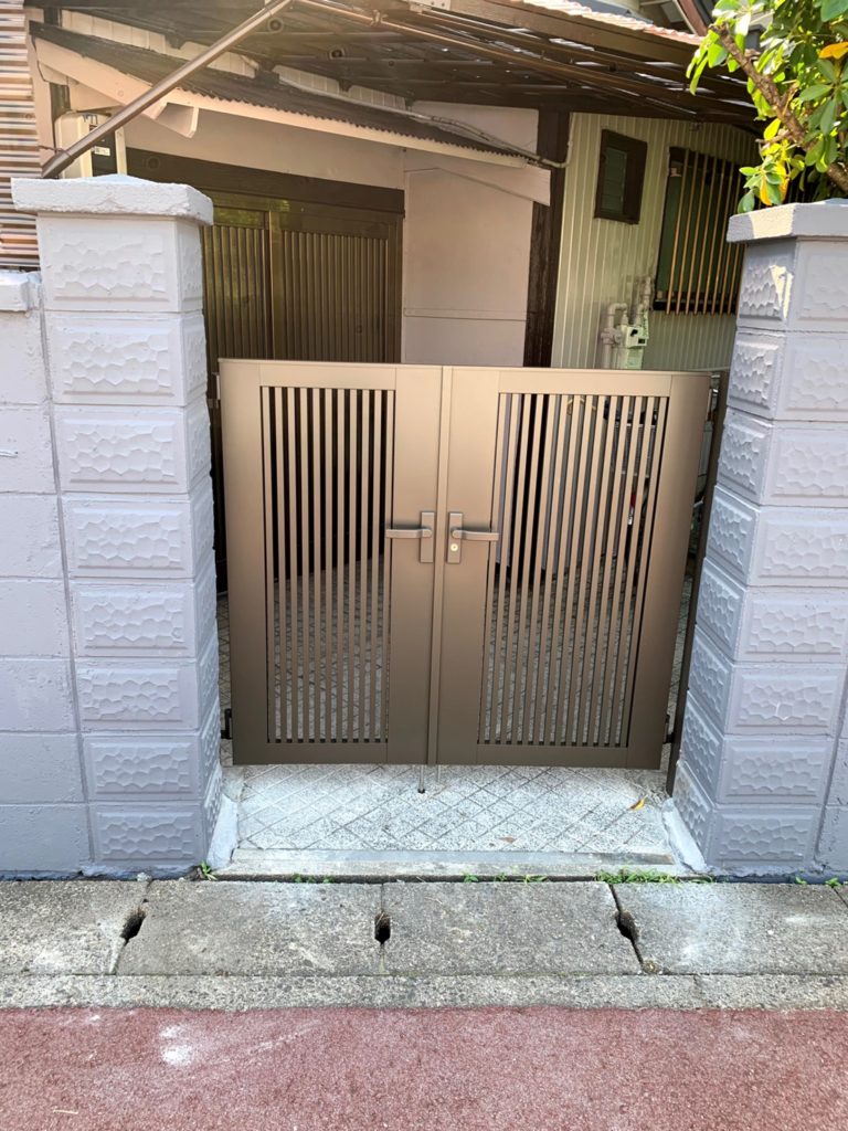 愛知県名古屋市西区　門扉リフォーム工事