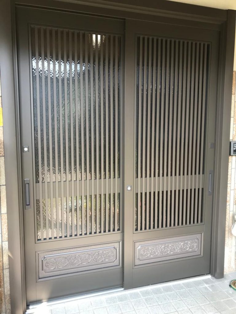 愛知県大府市　玄関引戸取替工事