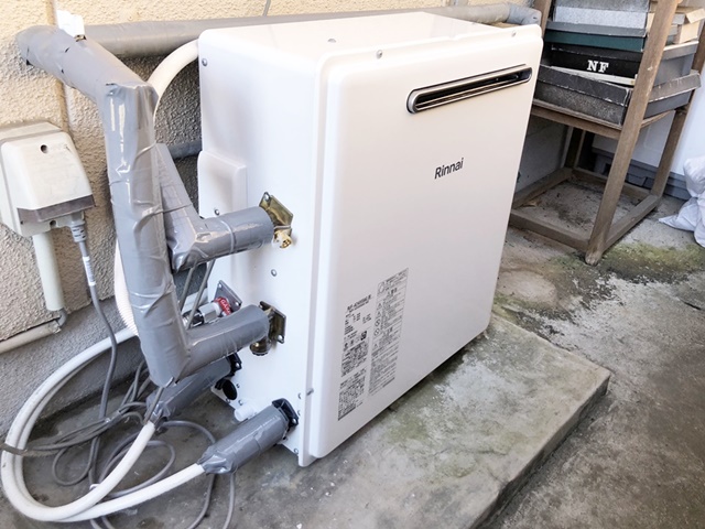 三重県鈴鹿市　ガス給湯器取替工事　