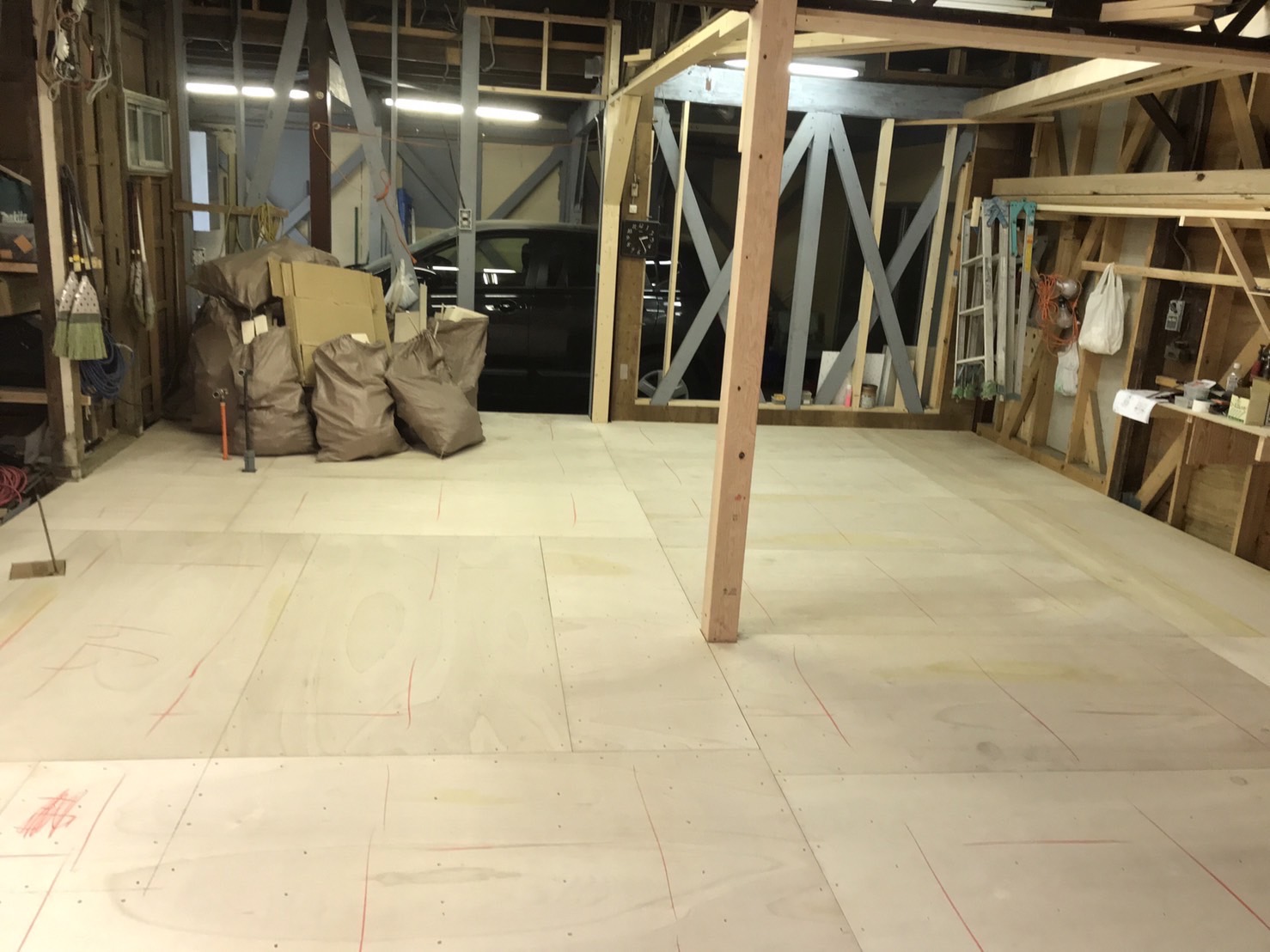 東京都大田区田園調布　戸建住宅の置床工事