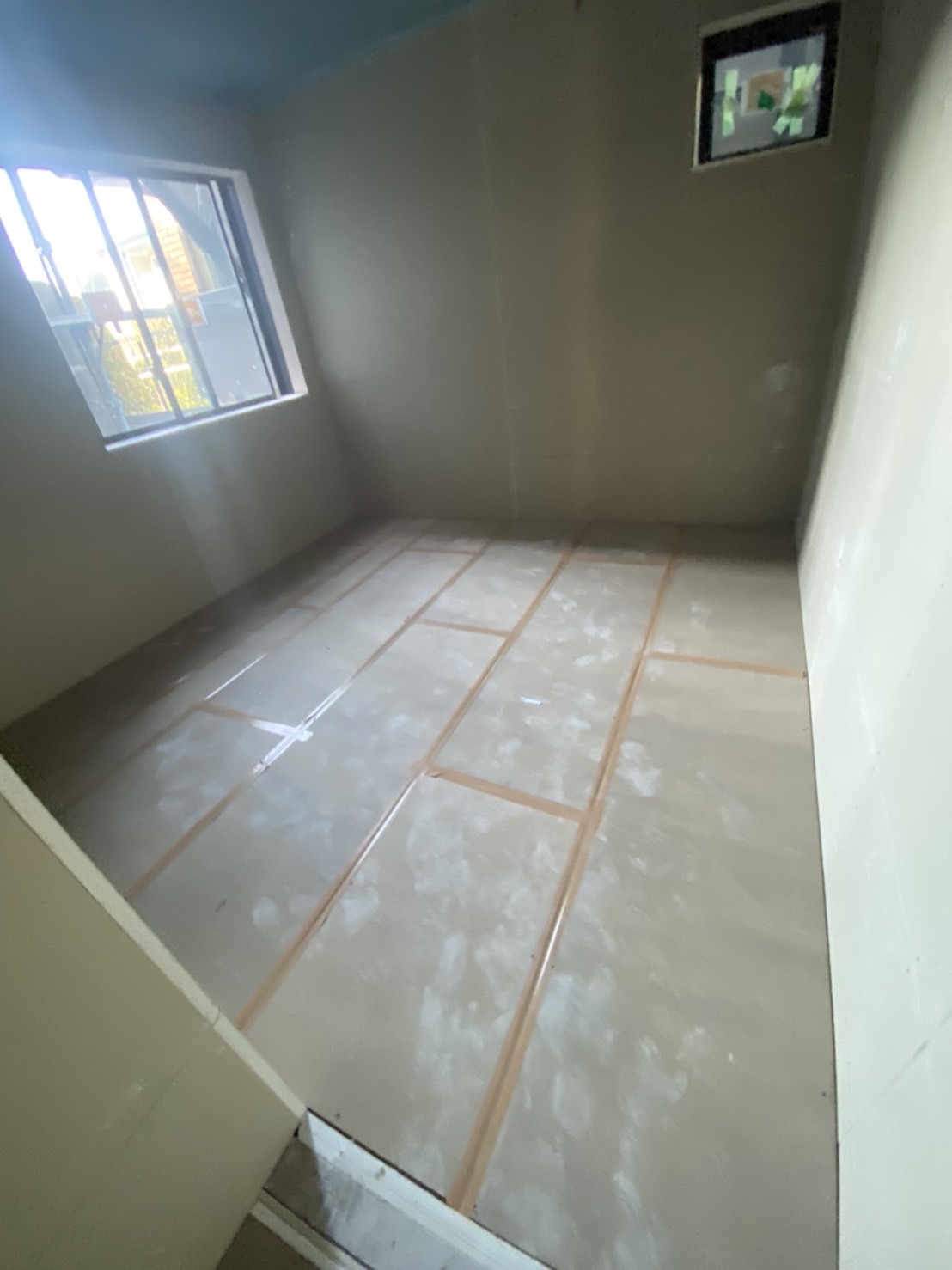 神奈川県相模原市　置床工事