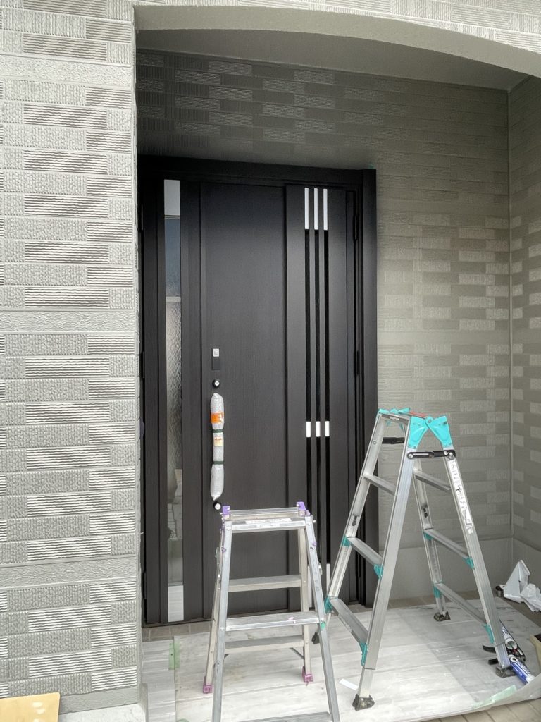 愛知県大府市　戸建住宅玄関ドア取替工事　