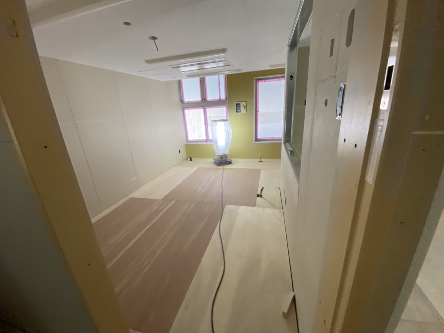 千葉県千葉市　保育園置床工事