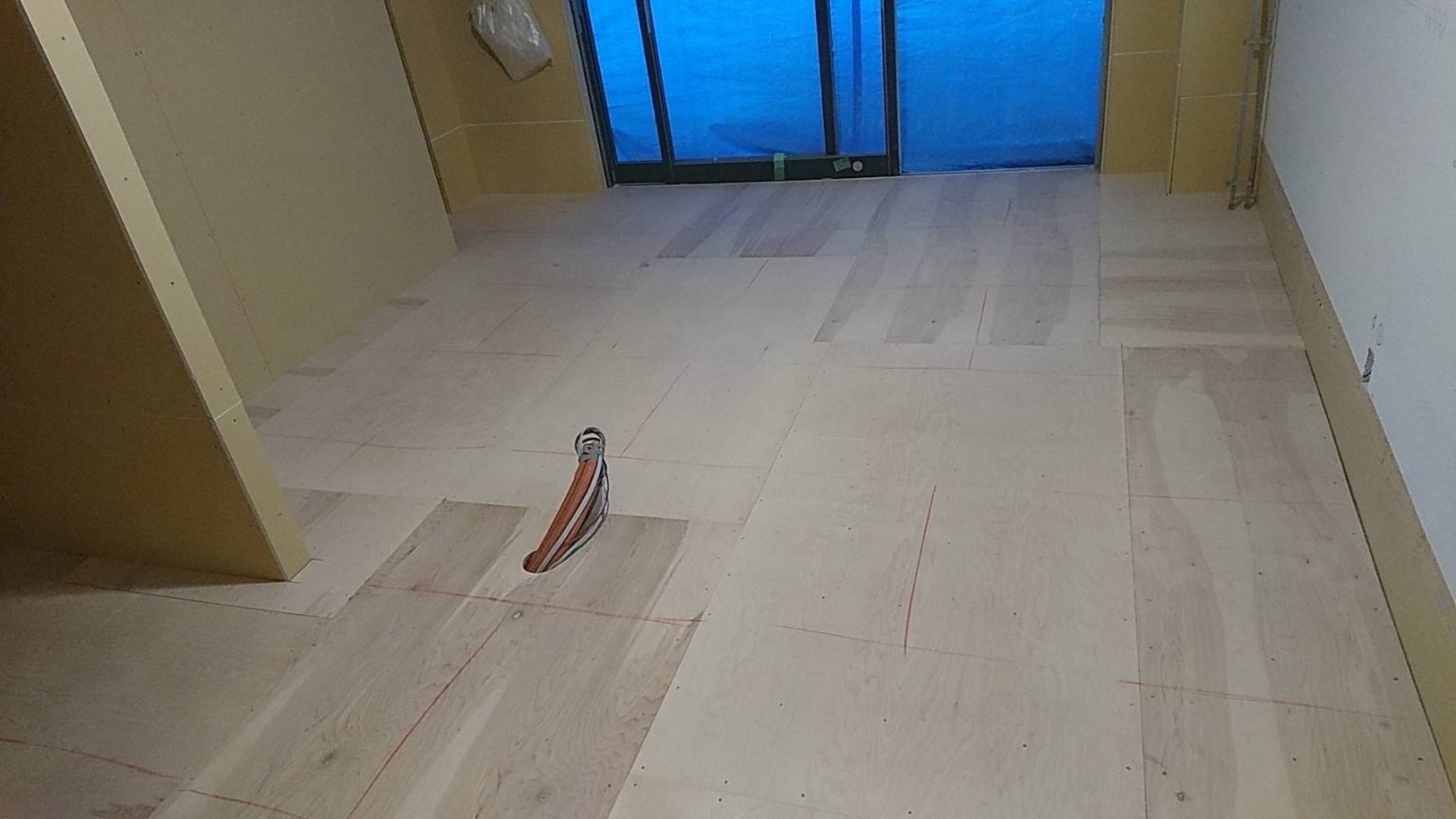 東京都世田谷区　病院の置床工事