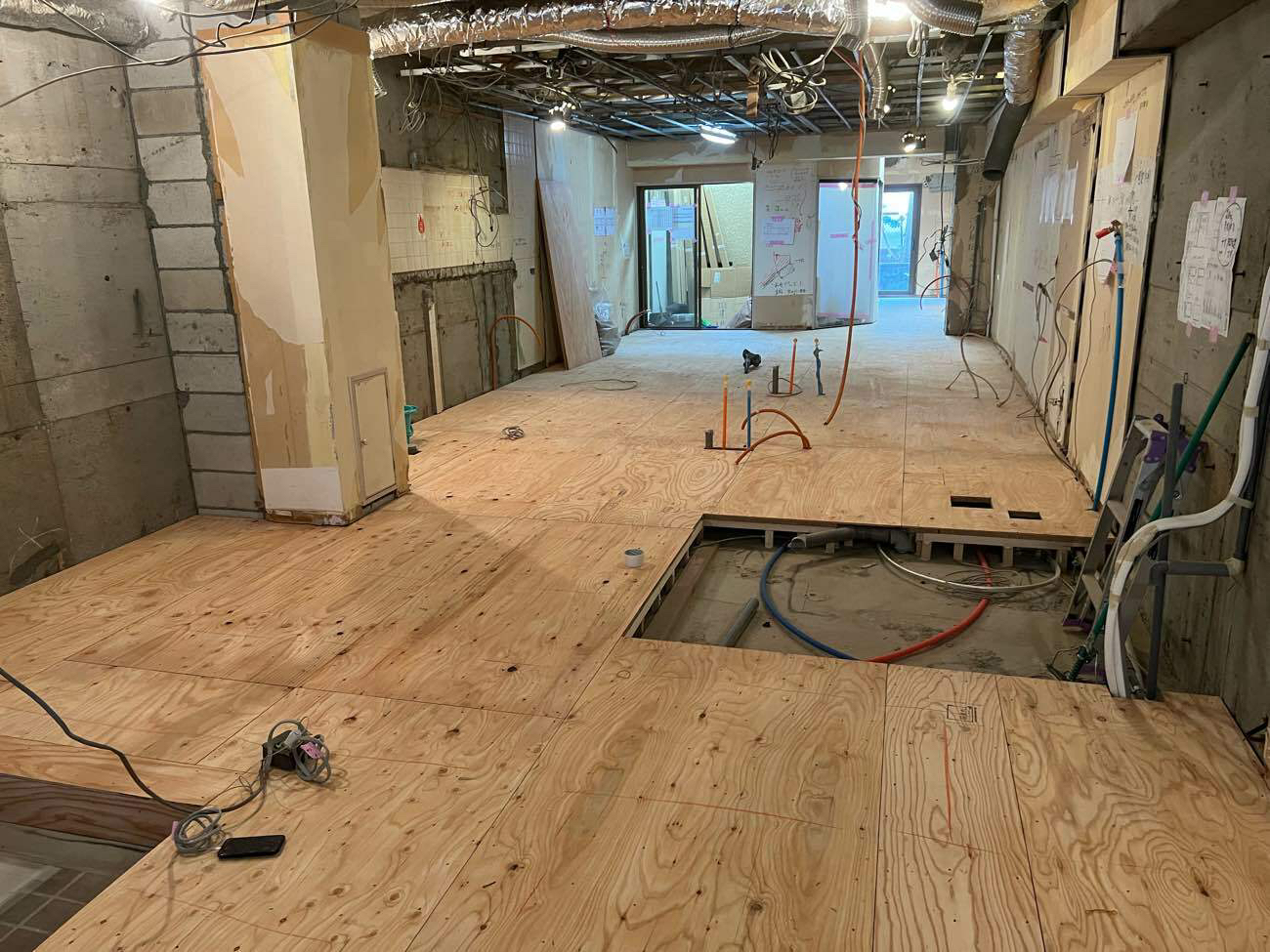 東京都渋谷区　マンションの置床工事