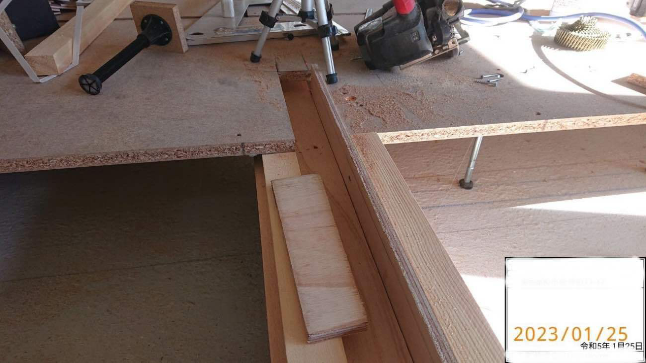 東京都江東区　クリニック置床工事