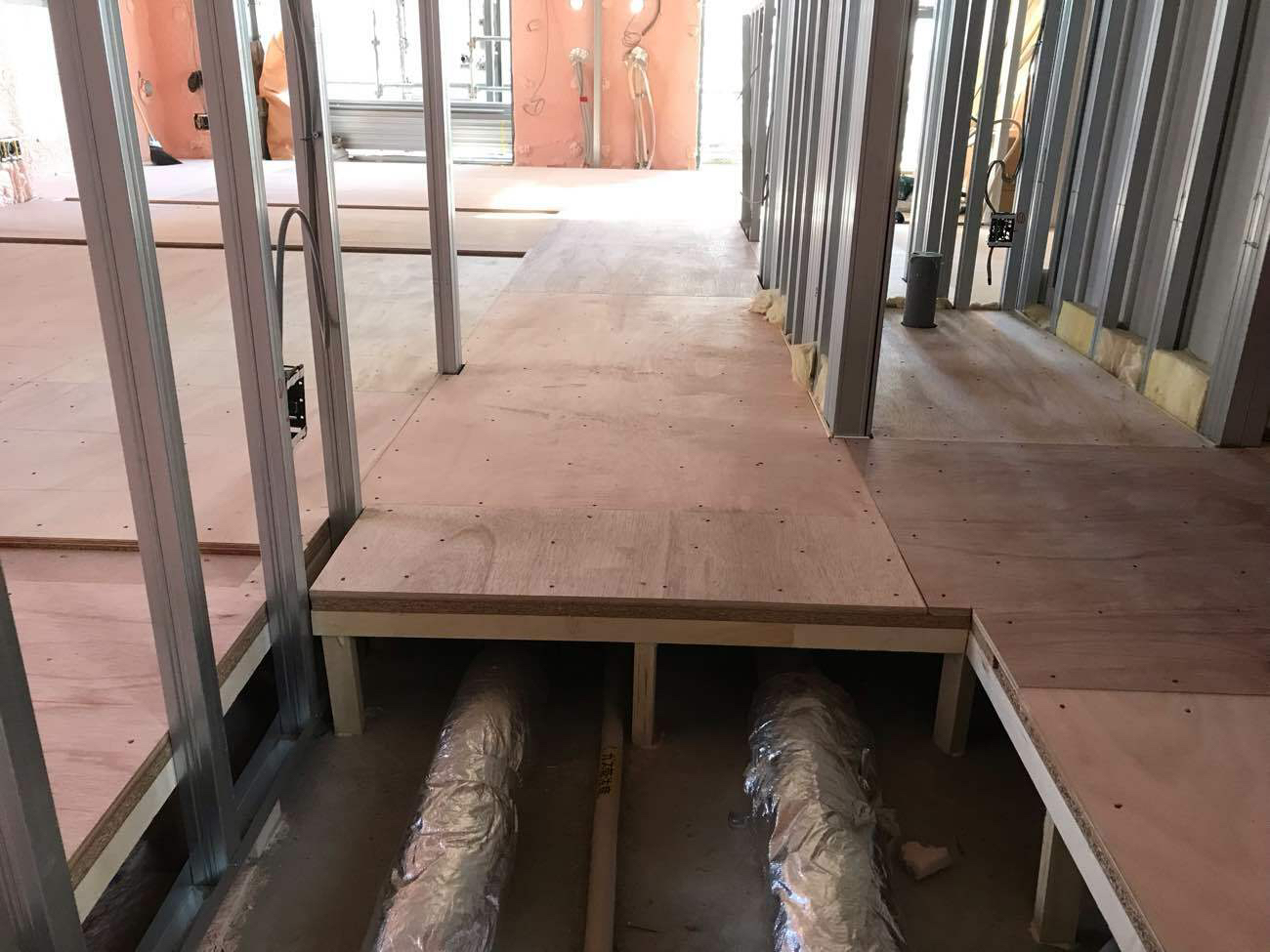 神奈川県川崎市多摩区　マンション置床工事