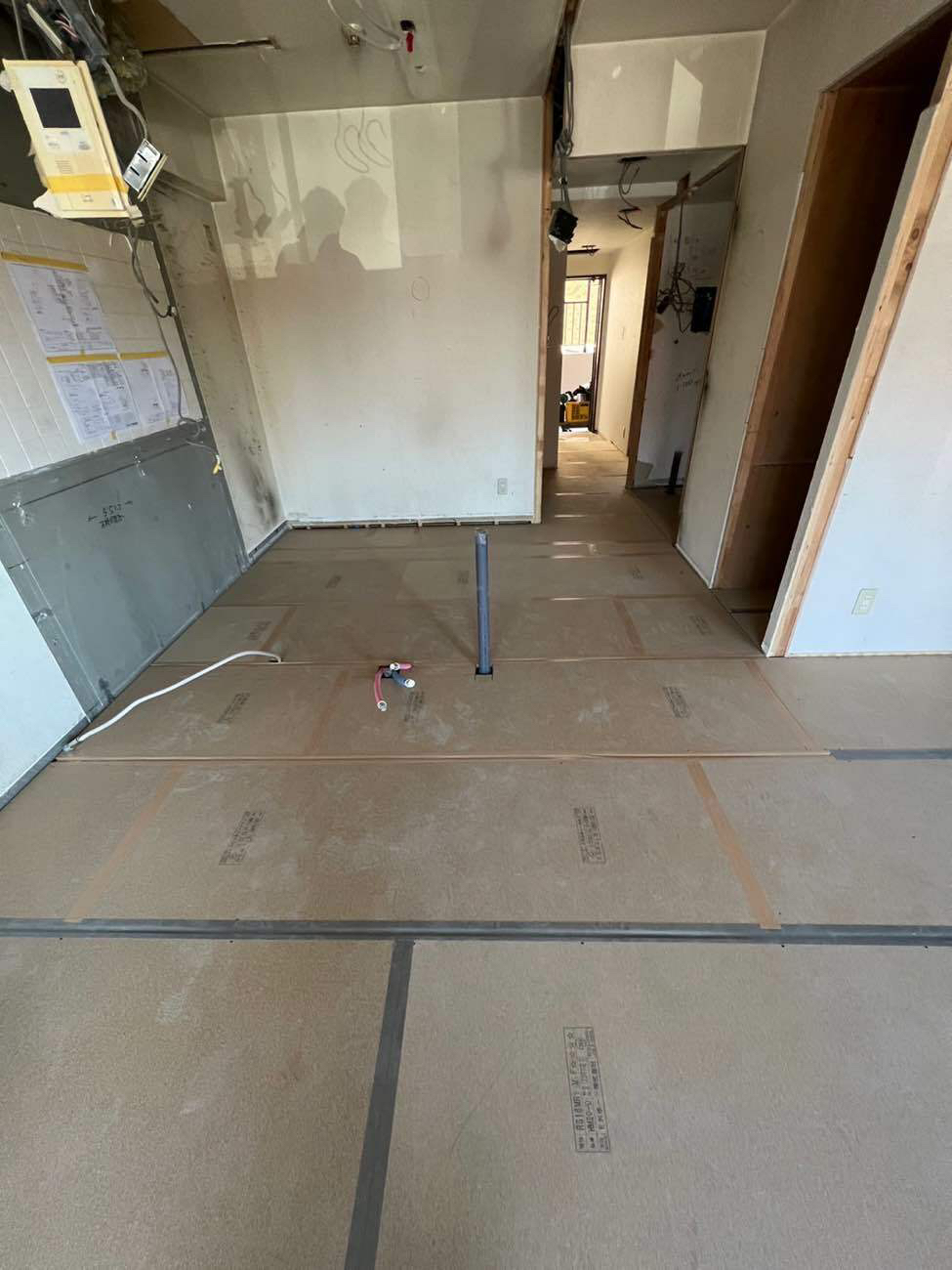 東京都日野市　マンション置床工事