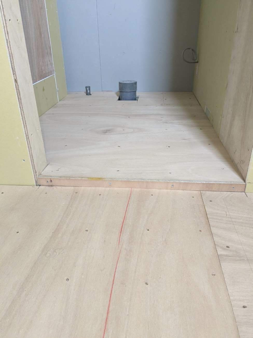 東京都港区　店舗置床工事