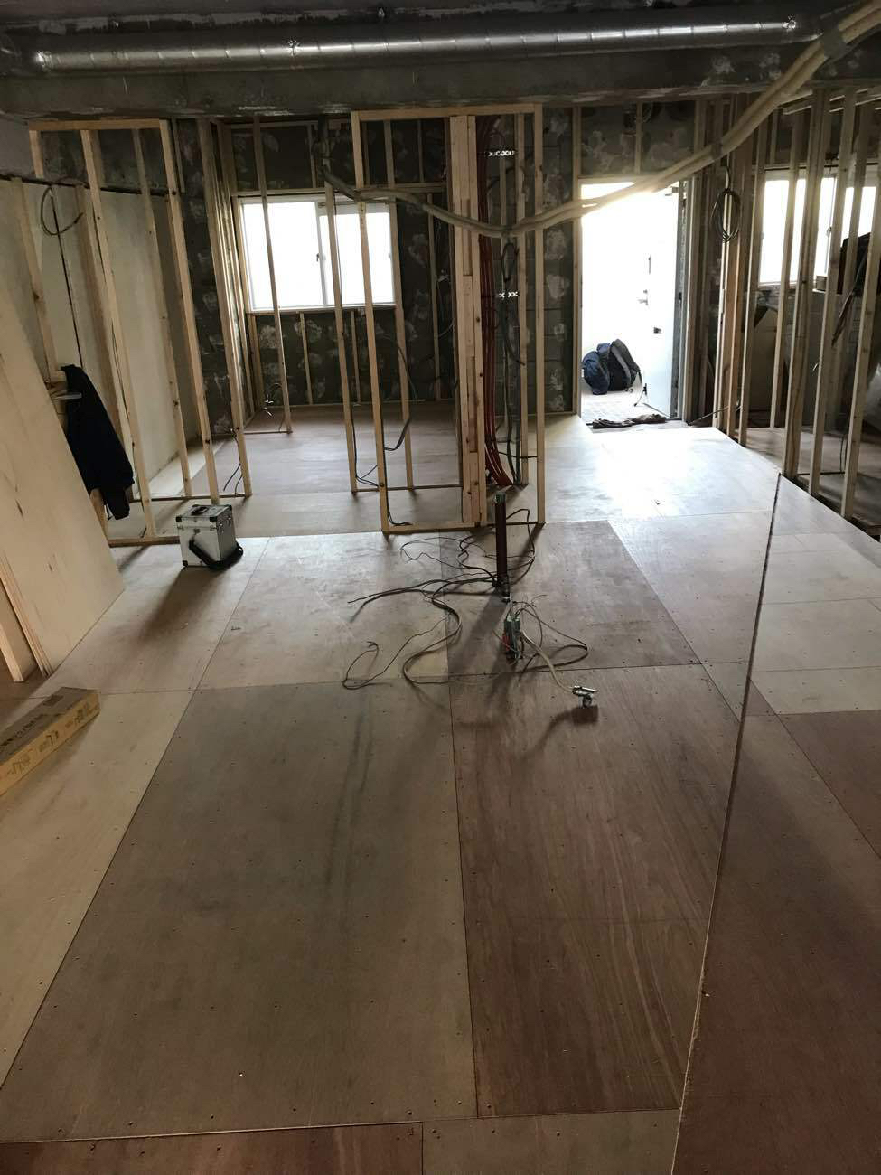 東京都世田谷区　マンションの置床工事