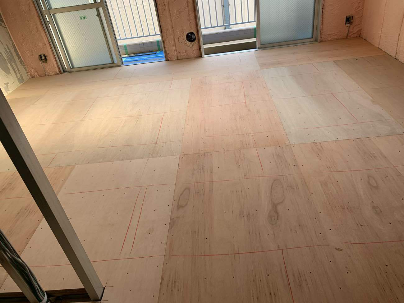 神奈川県厚木市　マンション改修に伴う置床工事