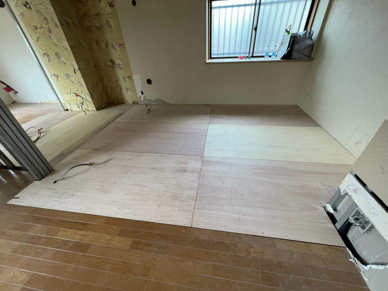 東京都品川区　マンションの1日置床工事