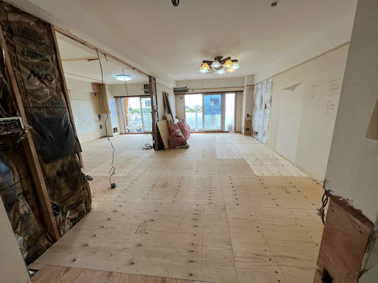 東京都武蔵野市　マンションの置床工事