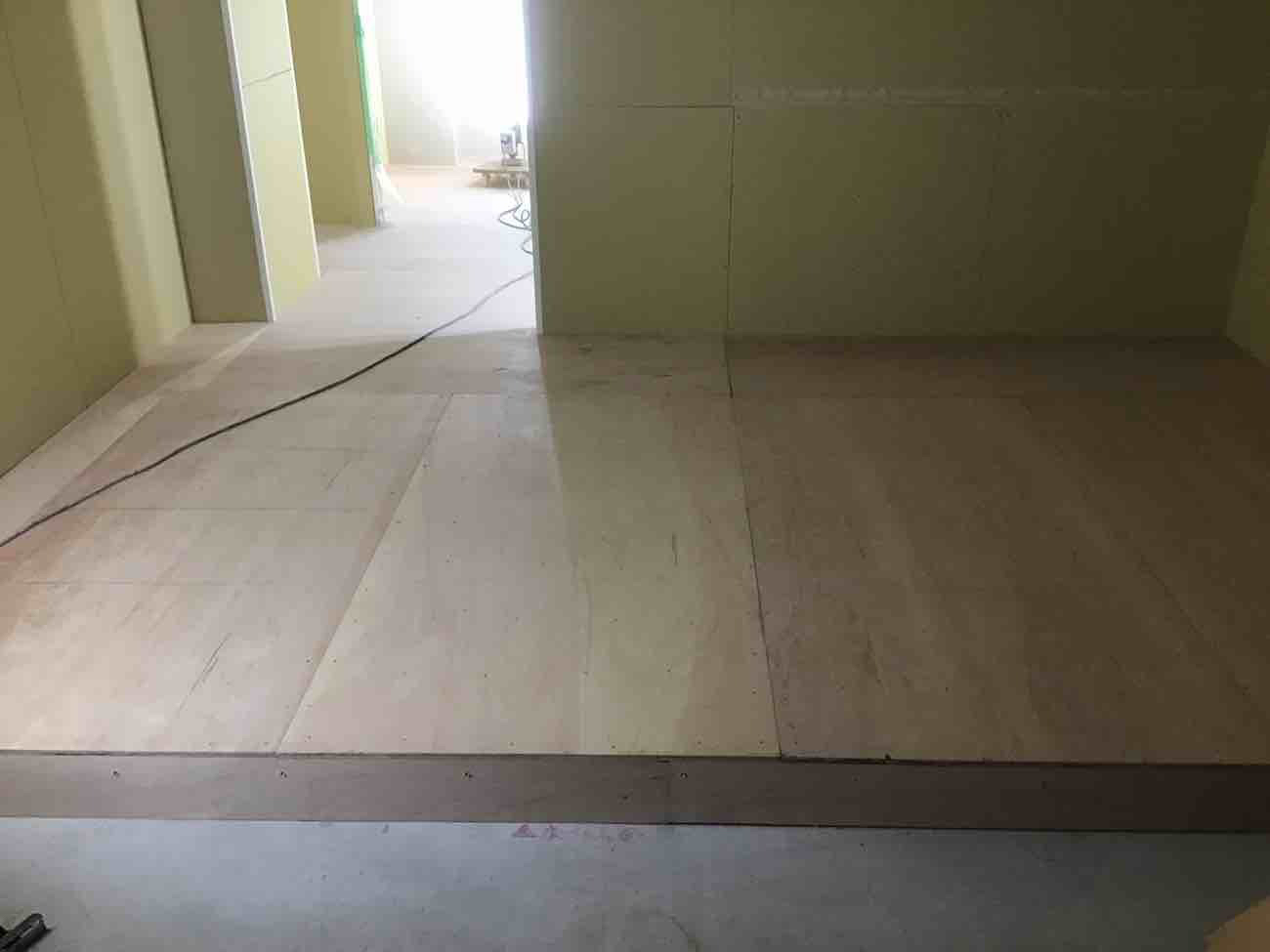 東京都杉並区　店舗改修に伴う置床工事