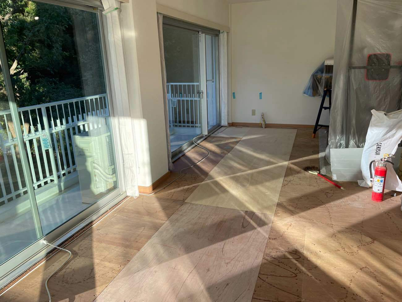 東京都港区　マンションの置床工事