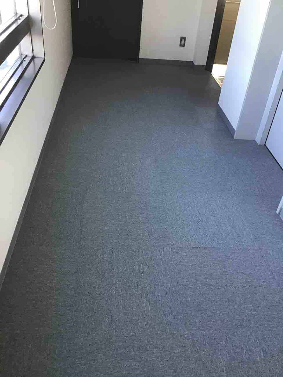 東京都台東区　オフィスのタイルカーペット工事