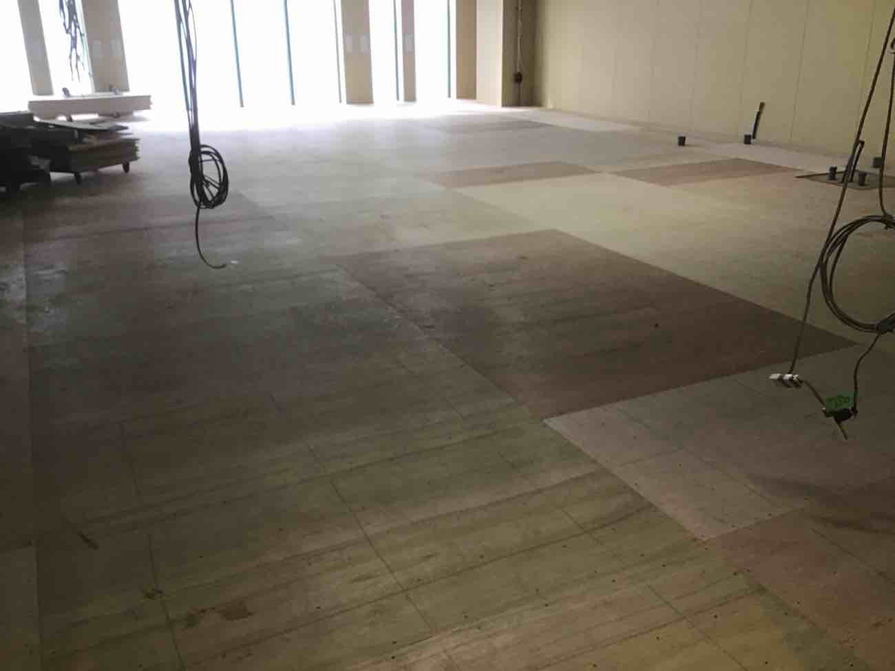 埼玉県川越市　クリニックの置床工事