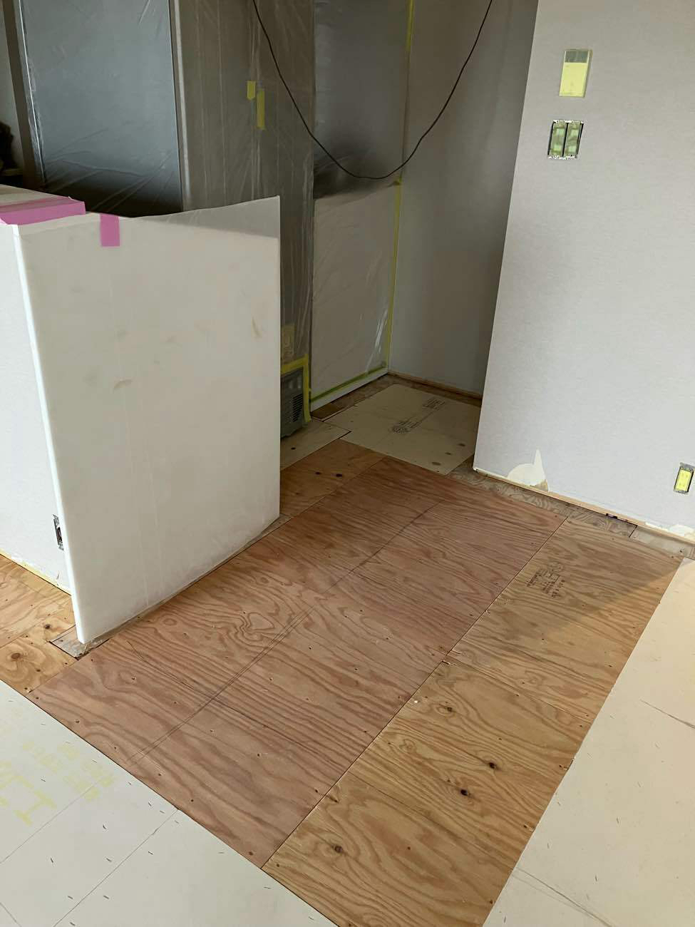 東京都目黒区　マンションの置床工事